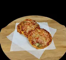 Пицца с  колбасой