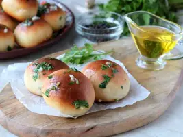 Пампушки с чесноком