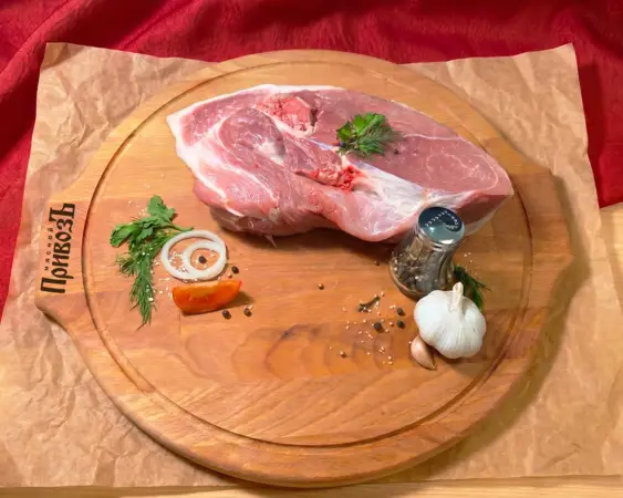 Лопатка свиная мясная н/к